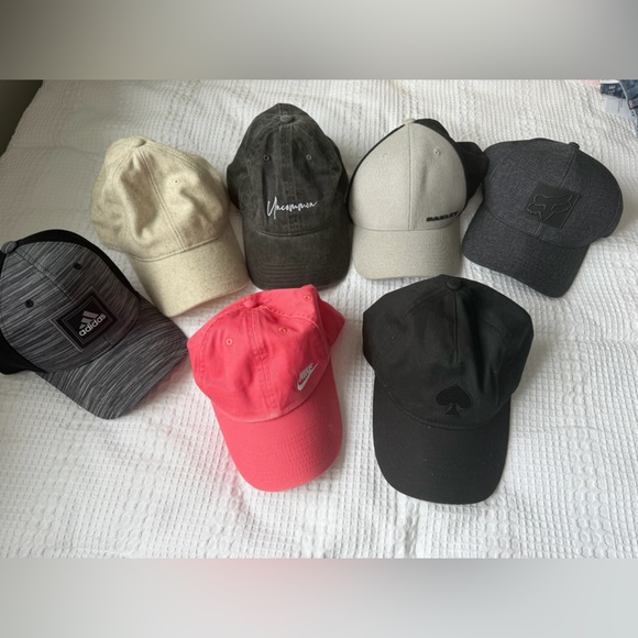 Bundle of 7 Hats - Picture 2 of 5
